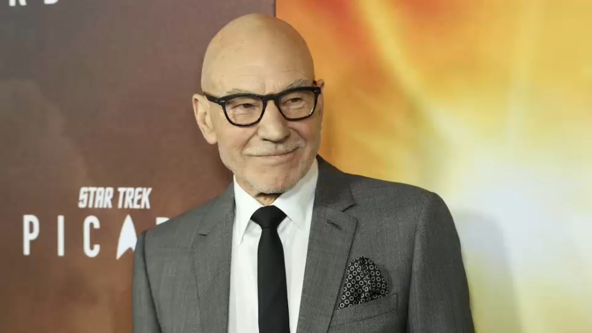 Hollywood mourns Patrick Stewart after his death at 86
— ABC7 Chicago (WLS-TV)