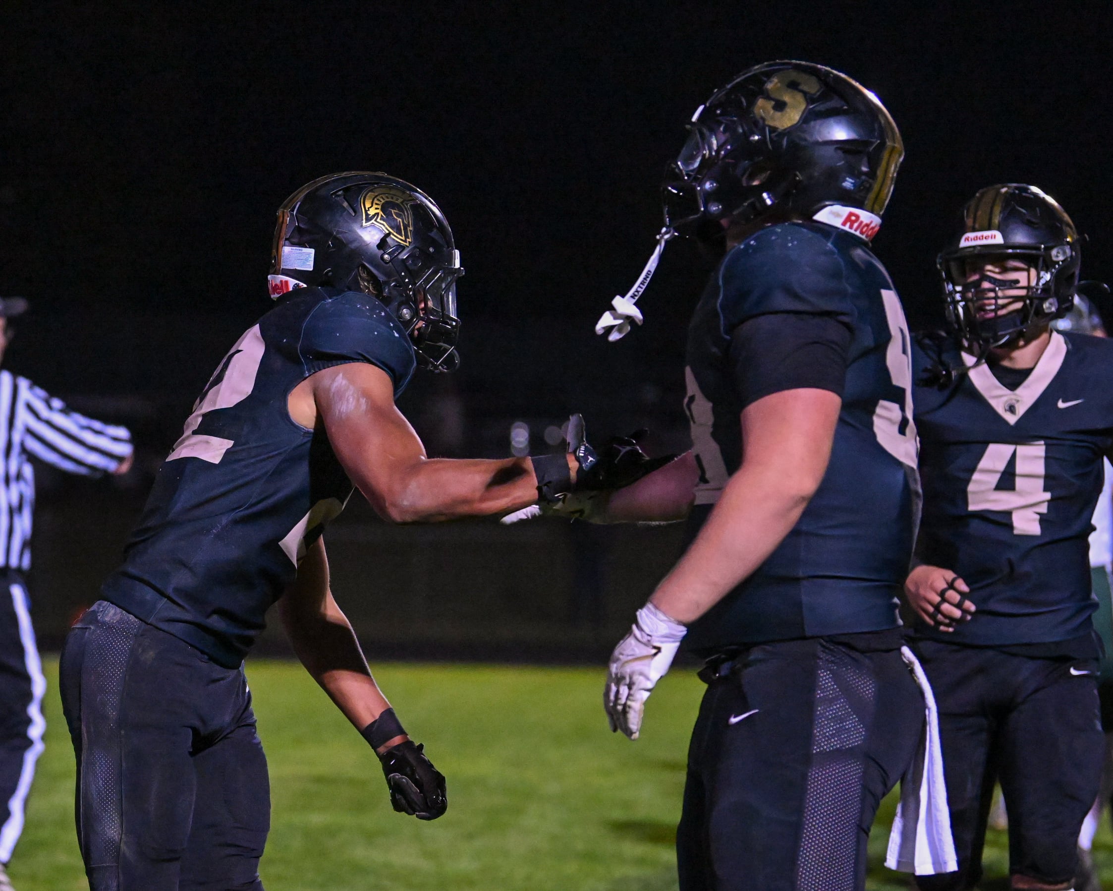IHSA Football Playoff Round of 32 previews for DeKalb County teams — Shaw Local News Network